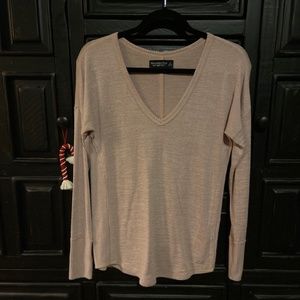 A&F Soft Loose V Neck Long Sleeve Top Light Rose Pink